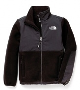 The Denali jacket has a timeless sporty style, bringing surprising warmth and comfort to your little gal's look.