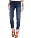 Style so comfy it looks like it belongs to the boys - channel the vibe in these boyfriend jeans by Calvin Klein Jeans.