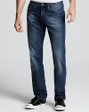 With natural weathering and a comfy classic fit, the Cavendish jean brings effortless cool to your casual wardrobe.