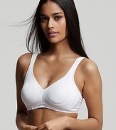 A wire free sports bra with thick straps and seaming detail that provides support when you're on the run.