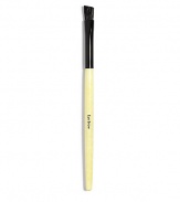 Angled brush head expertly shapes and defines natural-looking brows. 