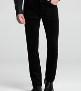 Velvety to the touch and with a glossy sheen, these corduroy jeans sharpen your look and pair perfectly with the accompanying blazer.