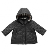 Infuse style from the start with a pint sized version of Burberry's classic quilted jacket.