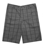 With a stealth stripe, these shorts from O'Neill hit just the right laid-back notes for an all-around casual winner.