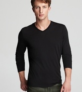 No matter what time you get up on Saturday morning, reach for this comfortable and lightweight V-neck from John Varvatos Star USA LUXE for a smooth transition into day.