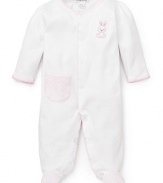 This lovely footie is adorned with contrast gingham trim at the neck, sleeve and toe, as well as the front patch pocket.