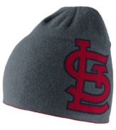 Get your head in the game with this comfortable MLB St. Louis Cardinals knit cap from Nike.