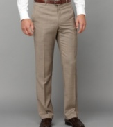 Clean lines and a flat front construction make these comfortable Tommy Hilfiger dress pants a must-have addition to your tailored wardrobe.