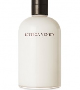 Bottega Veneta, the first fragrance for women, now available in a body lotion. A complex fragrance woven harmoniously with notes of bergamot, jasmine, plum, patchouli, oak moss, and leather accord for an intriguing and sensuous woman. 6.7 oz.