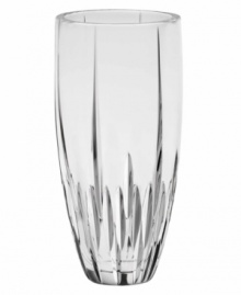 Crafted of lead crystal, the blazing starburst and vertical cuts of the Duchesse vase lend sparkling elegance to any decor.