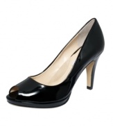 City chic. With a name that exudes confidence and sophistication, the Park Avenue Platform pumps by Jones New York are the peep-toe pump equivalent of a Manhattan brownstone.