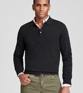 A sophisticated polo design in decadent cashmere expresses your taste for classic luxury.