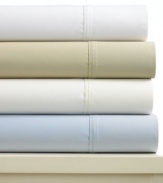 Soft, serene, luxurious. Charter Club's 700-thread count sateen sheet set offers an indulgently smooth feel each and every night. Flat sheet and pillowcases are finished with hemstitch detail.