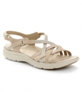 Keep it casual in Easy Spirit's Savasana sandals. The best finishing touch for a walk around the block or lounging around the house.