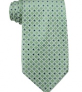 A contrast doubled pattern accents this timeless silk tie from Club Room with a smart, geometrically inspired edge.