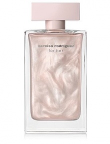 EXCLUSIVELY AT SAKS. This light and luminous interpretation of 'for her' eau de parfum leaves skin delicately scented and iridescent, like a veil of silk. The perfect product for spring. EXCLUSIVELY AT SAKS. This light and luminous interpretation of 'for her' eau de parfum leaves skin delicately scented and iridescent, like a veil of silk. The perfect product for spring.