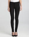 Modern sophistication meets supreme comfort in these Vince ponte leggings, boasting zips at the ankles for added cool.