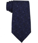 An intricate design adds appeal to this Calvin Klein tie that's still simple enough to go well with almost any outfit.