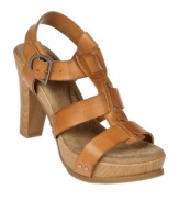 Get caught up in the Dr Scholls Candid Sandals with their trendy caged upper, stud details and retro fabulous wood platform.