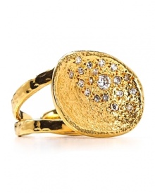 Melinda Marie's concave pod ring sets the tone for an utterly cool conversation. Accented with crystal pavé.