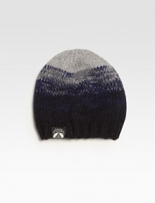 A winter essential designed in a luxuriously soft wool and acrylic knit.45% acrylic/37% alpaca wool/18% wool Hand washMade in Italy A winter essential designed in a luxuriously soft wool and acrylic knit.45% acrylic/37% alpaca wool/18% wool Hand washMade in Italy