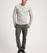 A slim, tapered fit styled in garment-dyed vintage cotton twill for effortless on-the-go style.Five-pocket styleBack welt pocketsInseam, about 34CottonDry cleanImported