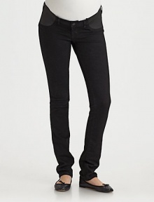 A black tonal wash and the latest skinny fit combine with ultra-comfy stretch panels at the sides of the waistband.THE FITSkinny fit 12 leg opening Front rise, about 6 Inseam, about 33THE DETAILSZip and button waist Belt loops Side elastic inset panels Faux front pockets Plain back patch pockets Cotton/polyester/elastene Machine wash Made in USA A black tonal wash and the latest skinny fit combine with ultra-comfy stretch panels at the sides of the waistband.THE FITSkinny fit 12 leg opening Front rise, about 6 Inseam, about 33THE DETAILSZip and button waist Belt loops Side elastic inset panels Faux front pockets Plain back patch pockets Cotton/polyester/elastene Machine wash Made in USA