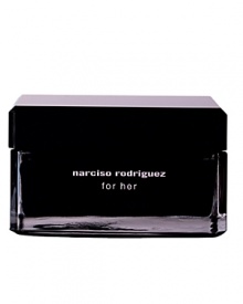A journey into a heart of musk with all its multiple facets. A mysterious essence for an unforgettable woman graced with sophistication and femininity. The blend of floral, amber, and woody notes expresses a subtle elegance that captures the senses and leaves a timeless, tender trail. A journey into a heart of musk with all its multiple facets. A mysterious essence for an unforgettable woman graced with sophistication and femininity. The blend of floral, amber, and woody notes expresses a subtle elegance that captures the senses and leaves a timeless, tender trail.