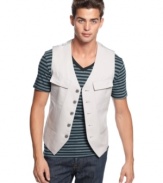 With plenty of carefree cool, this vest from Kenneth Cole Reaction is a perfect lightweight layer to modernize your style.