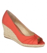 Kick your heels up and let loose with the Romp wedges by Life Stride. Classic espadrille detailing lends instant summer style to your look.