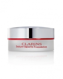 A mousse foundation that melts deliciously into the skin, for a completely imperceptible, flawless complexion. Like magic, skin texture transforms under the fingertips to become smooth, even and radiant with a velvety-smooth, healthy glow. A mousse foundation that melts deliciously into the skin, for a completely imperceptible, flawless complexion. Like magic, skin texture transforms under the fingertips to become smooth, even and radiant with a velvety-smooth, healthy glow.