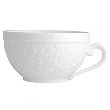 The Louvre dinnerware collection takes its design inspiration from architectural motifs that adorn the exterior of the Louvre museum. Casual or formal, this collection offers great practicality and adapts to every occasion. Oven and dishwasher safe, many of the bakeware pieces transition from oven to table. The Louvre dinnerware collection takes its design inspiration from architectural motifs that adorn the exterior of the Louvre museum. Casual or formal, this collection offers great practicality and adapts to every occasion. Oven and dishwasher safe, many of the bakeware pieces transition from oven to table.