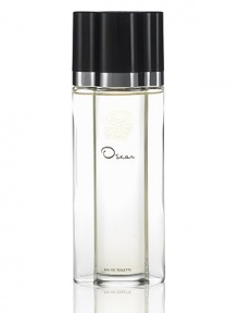 Unmistakably feminine and joyously fragrant, with an abundant floral bouquet and soft, woody accents, Oscar was inspired by the lush gardens of Santo Domingo, filled with the intoxicating scent of ylang-ylang blossom. Made in USA. 3.4 oz. Unmistakably feminine and joyously fragrant, with an abundant floral bouquet and soft, woody accents, Oscar was inspired by the lush gardens of Santo Domingo, filled with the intoxicating scent of ylang-ylang blossom. Made in USA. 3.4 oz.