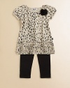 A shimmery animal printed top and soft, stretchy leggings make a glamorous go-to outfit for your little one.CrewneckAnimal print tunic with touches of glitterShort sleevesTulle rose appliquéTiers of ruffles trim the hemSmall logo detail at sideLeggings have elastic waistbandTop: cottonLeggings: cotton/spandexMachine washImported