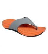 With the warm months on the horizon, time to shore up your shoe collection! The Clarks Privo Longshore thong sandals add athletic allure with vibrant color and a thick, textured sole.