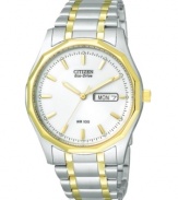 Crafted with timeless polish, this two-tone men's watch from Citizen sets the tone for everyday luxury.
