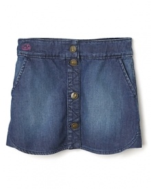 With cool snaps and bold M stitching on the back pockets, this denim Little Marc Jacobs skirt is fall's essential layer over tights and leggings. With cool snaps and bold M stitching on the back pockets, this denim Little Marc Jacobs skirt is fall's essential layer over tights and leggings.