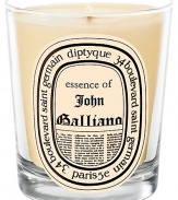 The fashion designer, John Galliano's collaboration with Diptyque produced an exceptional candle that is warm, deep and mysterious. The scent is reminiscent of birch wood embers smoldering on an open fire. A subtle woodsy fragrance with hints of Iris and Musk. The slightly vanilla scented softness has a welcoming comfort.Woody 50-60 hours burn time Keep wick trimmed to ½ to ensure optimal use Hand poured and made in France 