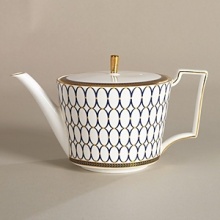 Embellished with intricate garlands, oval links and a fanciful dragon motif, this Wedgwood dinnerware evokes Europe's glorious Renaissance period. Rendered in deep blue and gold to transform any formal meal into a spectacular royal gala. Embellished with intricate garlands, oval links and a fanciful dragon motif, this Wedgwood dinnerware evokes Europe's glorious Renaissance period. Rendered in deep blue and gold to transform any formal meal into a spectacular royal gala.