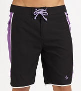 Modern, quick-dry trunks for the beach, board and beyond with pieced construction and comfortable knee length. Drawstring waistBack flap pocketsMesh liningInseam, about 9½PolyesterMachine washImported 