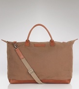 Crafted in organic cotton with leather accents, this handsome weekender bag is perfect for packing the essentials, keeping your trip simple and stylish.
