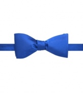Saturate your formal with a punch of color. This bowtie from Countess Mara gets the job done.