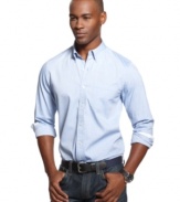 With subtle contrast, this shirt from Club Room updates your stock of oxfords with sophisticated style.