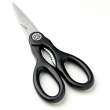 These classically-styled Calphalon kitchen shears combine several tools in one compact silhouette. Put them to work on snipping fresh herbs, cutting cheese cloth, butcher's twine and parchment paper. They'll handle the tough jobs, too. The relative length of our shears' handles and blades gives you plenty of leverage for cutting through cartilage and small bones like chicken wing tips. They're ideal for trimming the fins from whole fish before cooking, too. These classically-styled Calphalon kitchen shears combine several tools in one compact silhouette. Put them to work on snipping fresh herbs, cutting cheese cloth, butcher's twine and parchment paper. They'll handle the tough jobs, too. The relative length of our shears' handles and blades gives you plenty of leverage for cutting through cartilage and small bones like chicken wing tips. They're ideal for trimming the fins from whole fish before cooking, too.