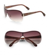 These metal frames are contrasted with plastic temples. Available in gold brown with brown gradient lens and gray black with dark gray gradient lens. Logo temples 100% UV protection Imported 