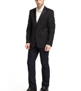 THE LOOKSmooth peak lapelSingle button frontChest welt pocketWaist flap pocketsSingle back ventAllover two tone patternTHE FITAbout 26 from shoulder to hemTHE MATERIAL50% wool/50% viscoseFully linedCARE & ORIGINDry cleanImported