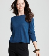 Gauzy jewel-toned linen shapes the laid-back silhouette of this Eileen Fisher box top, creating a light-as-air layer for any season.