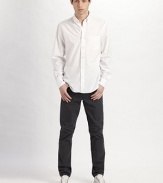 Wear it for dress, wear it for sport, this classic cotton shirt offers the ultimate in easy versatility.Button-down collar Single patch chest pocket Button placket Back yoke with locker loop Long sleeves with button cuffs Cotton Machine wash Made in USA