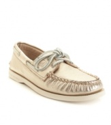 With their platinum metallic upper, Sperry Top-Sider's beloved boat shoes get a glamorous fashion makeover! Their traditional design elements and enduring quality yield both classic charm and timeless appeal.