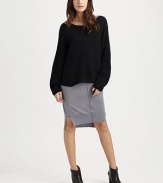 Seamless ribbed knit in a stand-out dolman silhouette.BoatneckDropped shouldersDolman sleevesPullover styleAbout 24 from shoulder to hemCottonHand washMade in Italy of imported fabricModel shown is 5'9½ (176cm) wearing US size Small.
